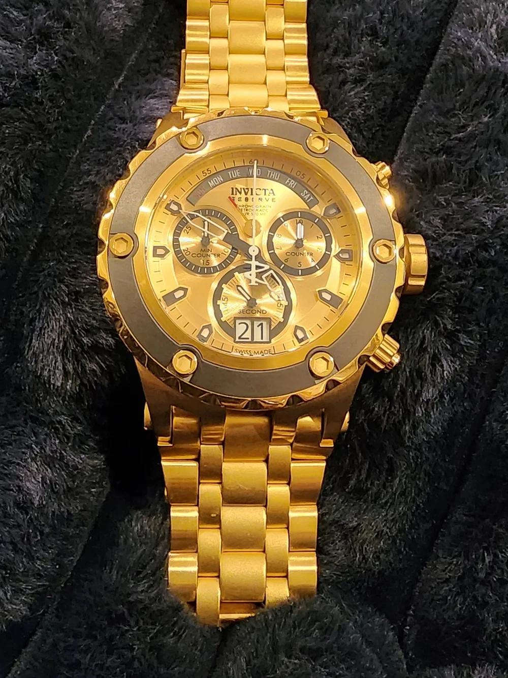 Invicta Gold Chronograph Watch - Bold Gold Tone